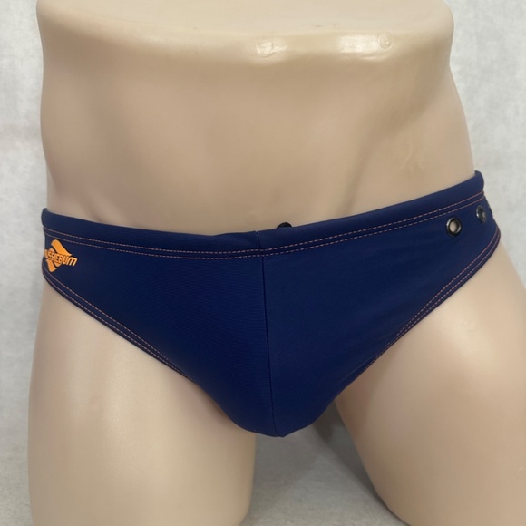 Aussiebum Low Rise Swimsuit Small Gently worn 80% nylon /20% elastane - Picture 4 of 6